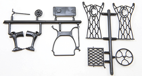 Dollhouse Miniature Kit: Sewing Machine Parts